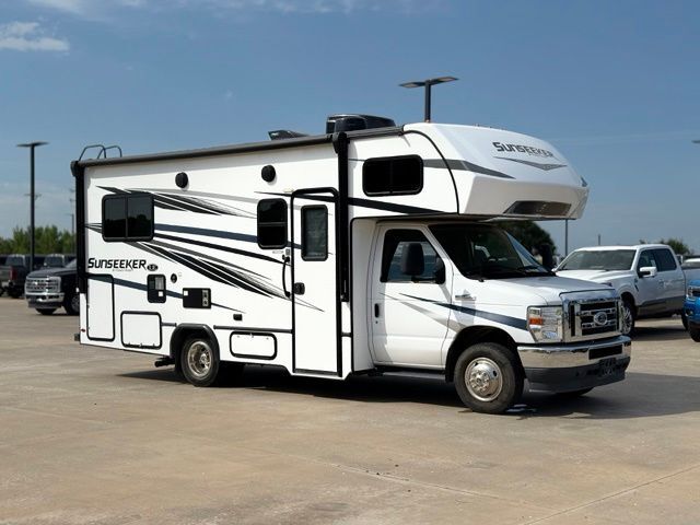 2023 FORD E-350
