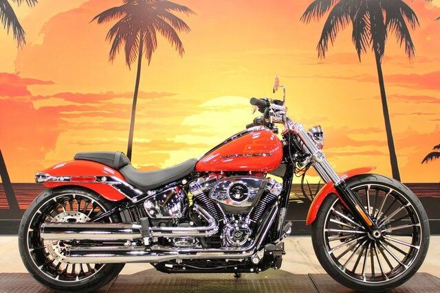 2026 HARLEY-DAVIDSON Breakout