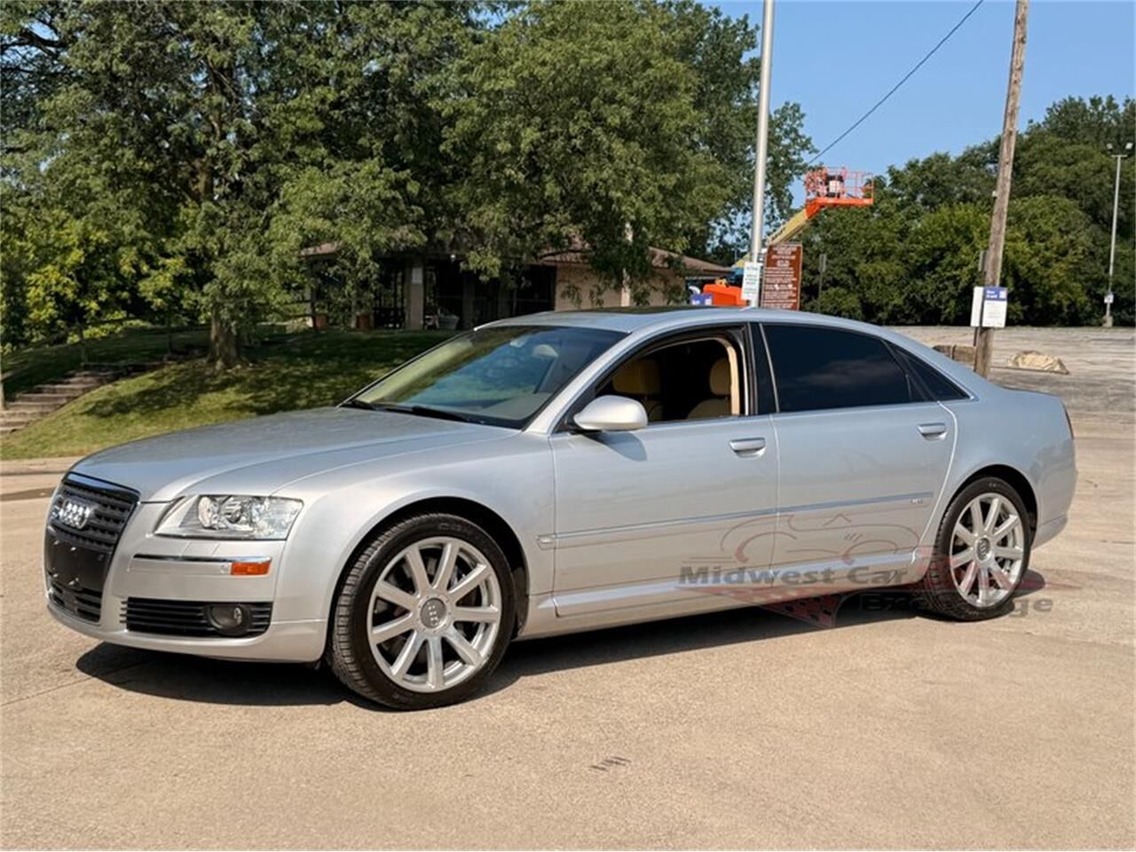 2005 AUDI A8