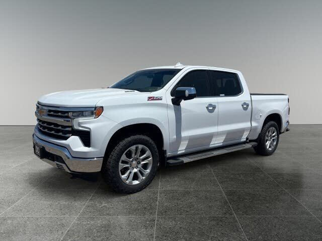 2025 CHEVROLET Silverado