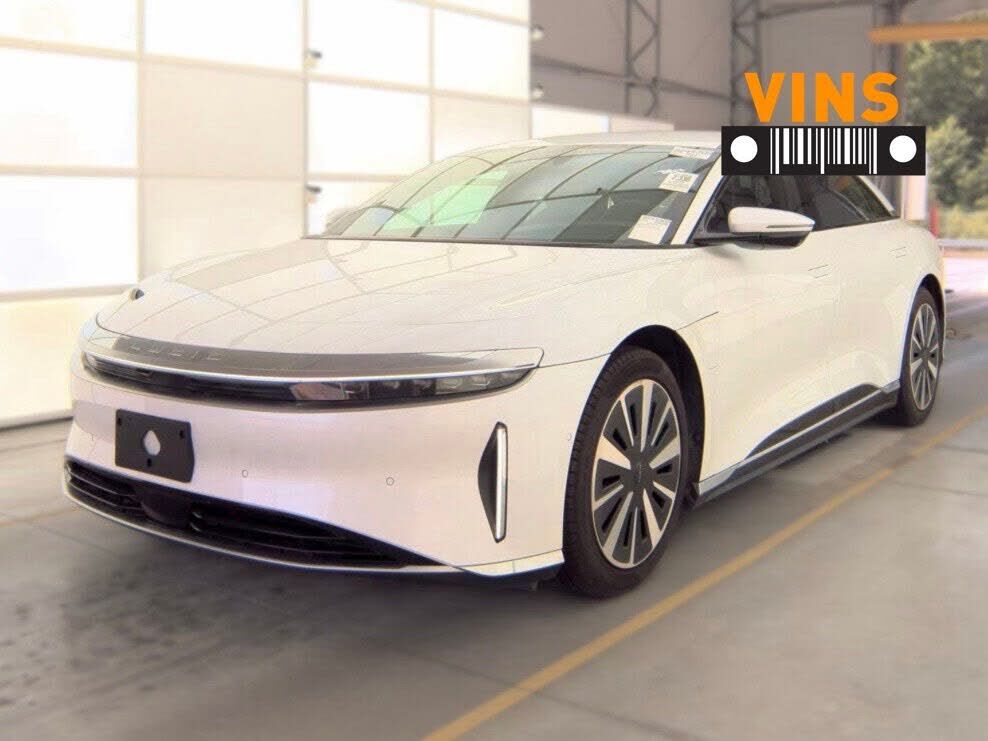 2025 LUCID Air