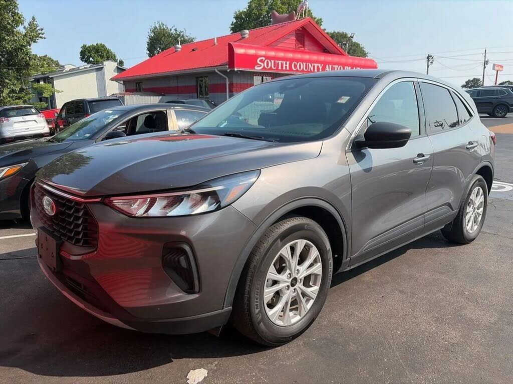 2023 FORD Escape