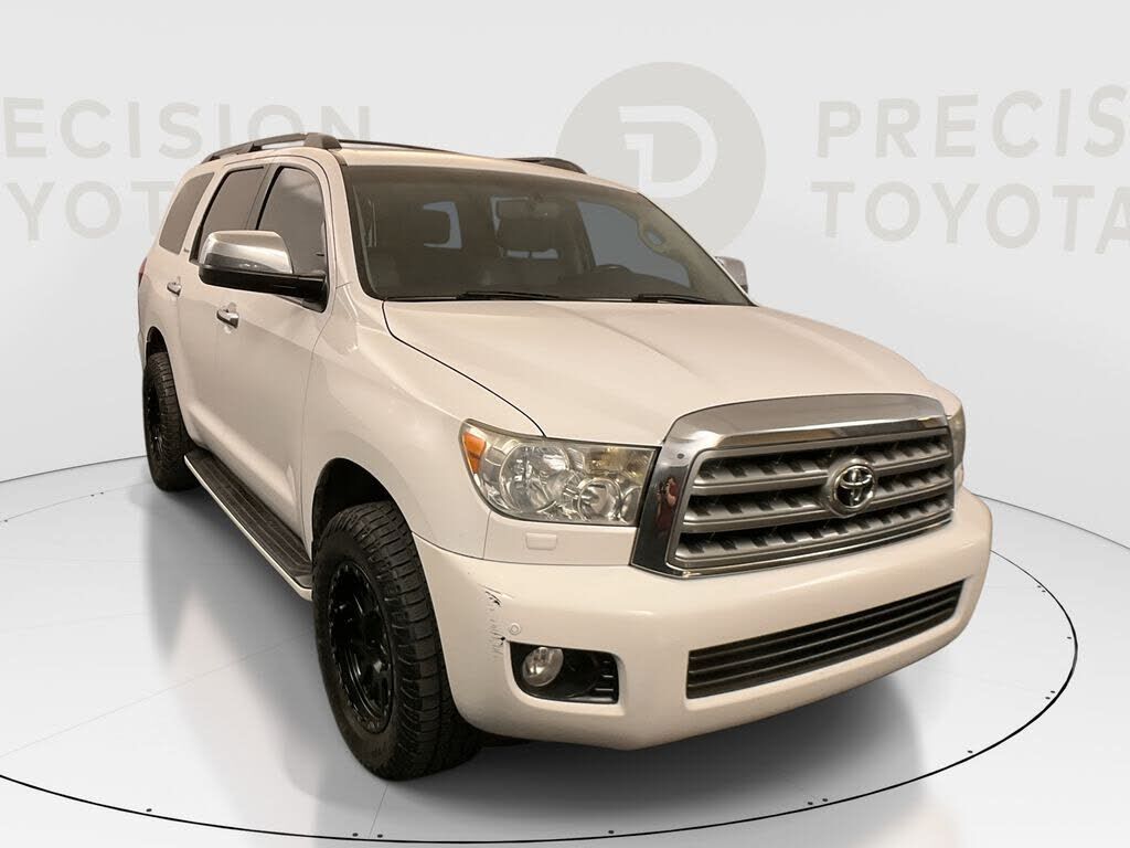 2014 TOYOTA Sequoia