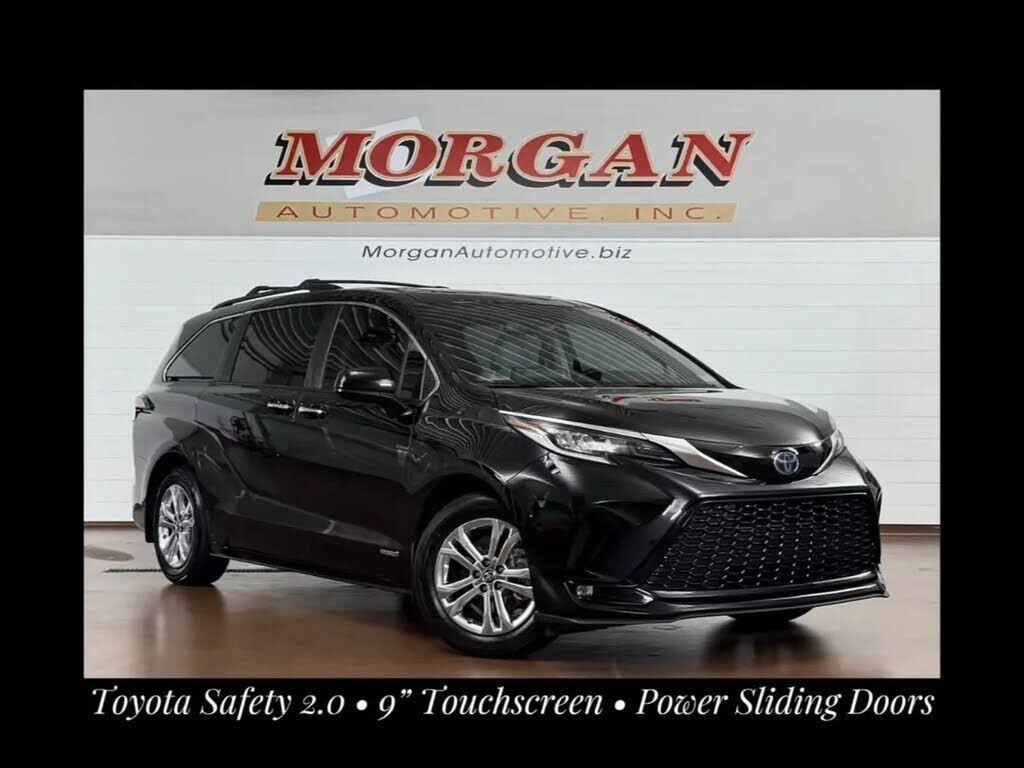 2021 TOYOTA Sienna