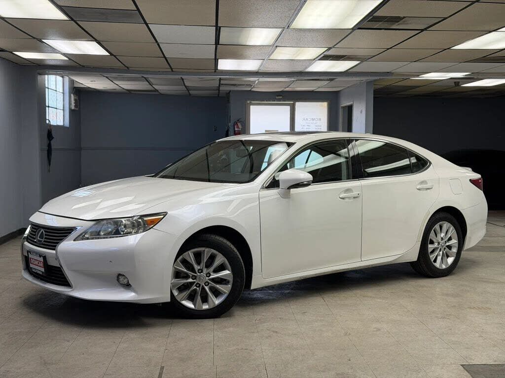 2015 LEXUS ES