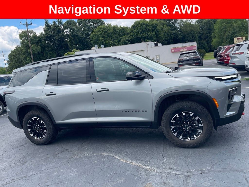 2024 CHEVROLET Traverse