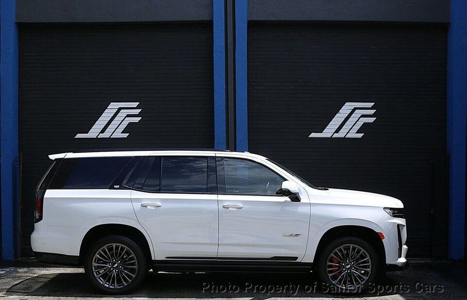 2023 CADILLAC Escalade