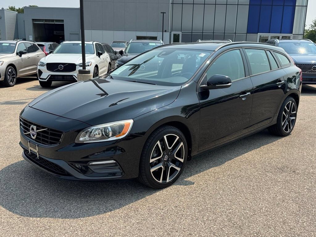 2018 VOLVO V60