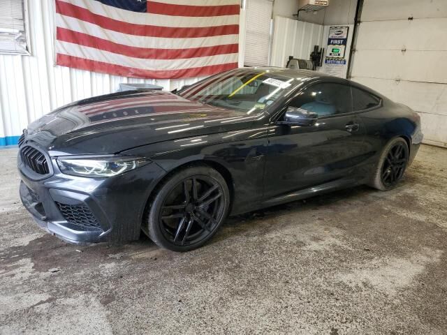 2020 BMW M8
