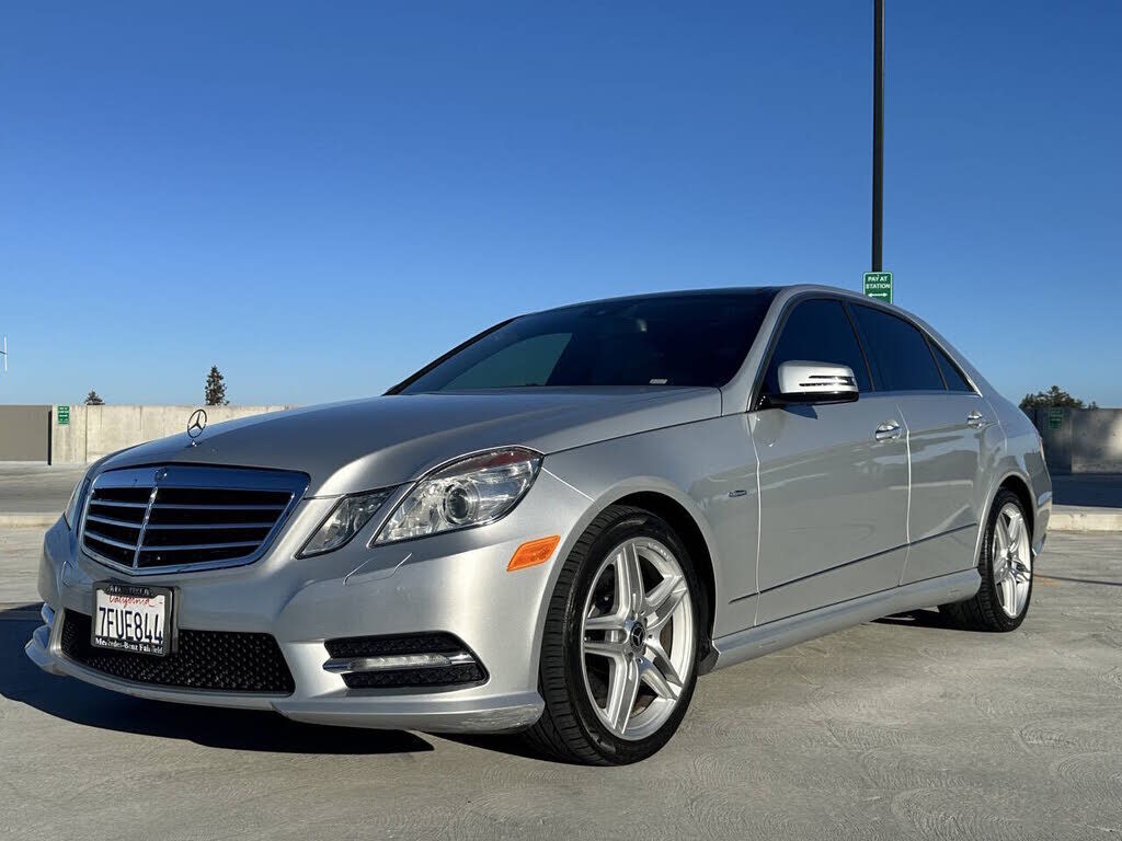 2012 MERCEDES-BENZ E-Class