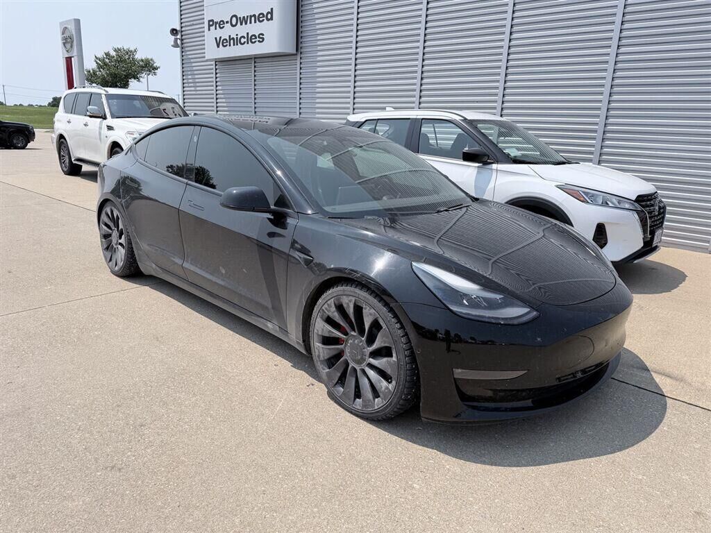 2021 TESLA Model 3