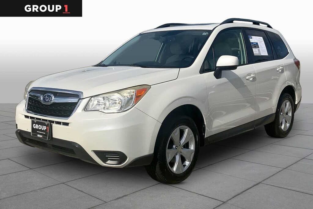 2016 SUBARU Forester