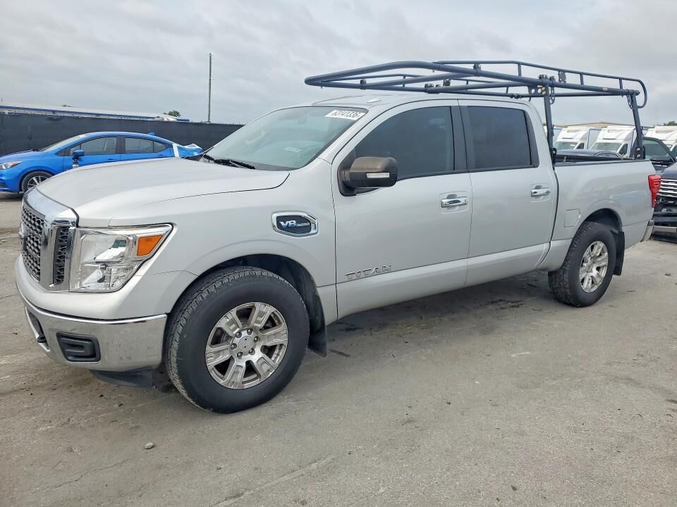 2017 NISSAN Titan