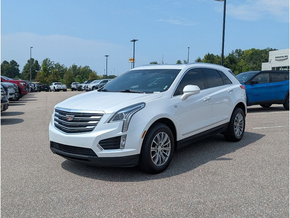 2017 CADILLAC XT5