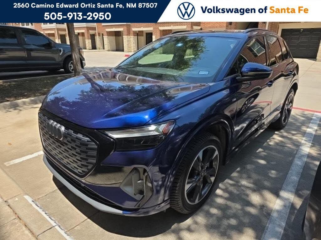 2023 AUDI Q4