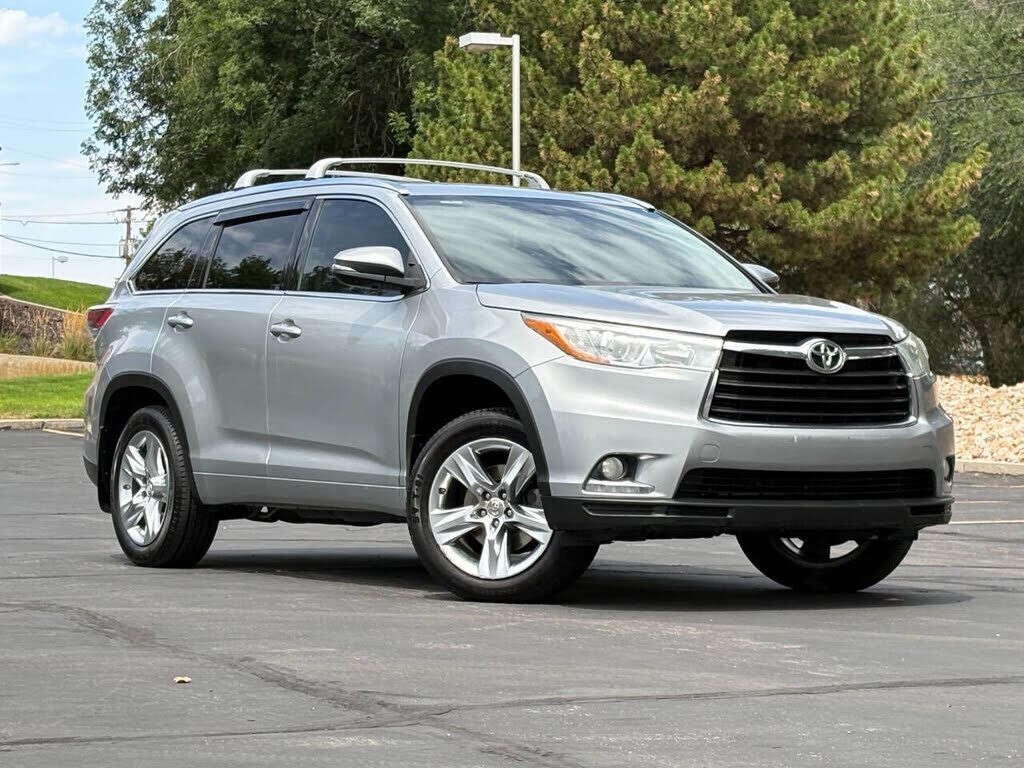 2015 TOYOTA Highlander