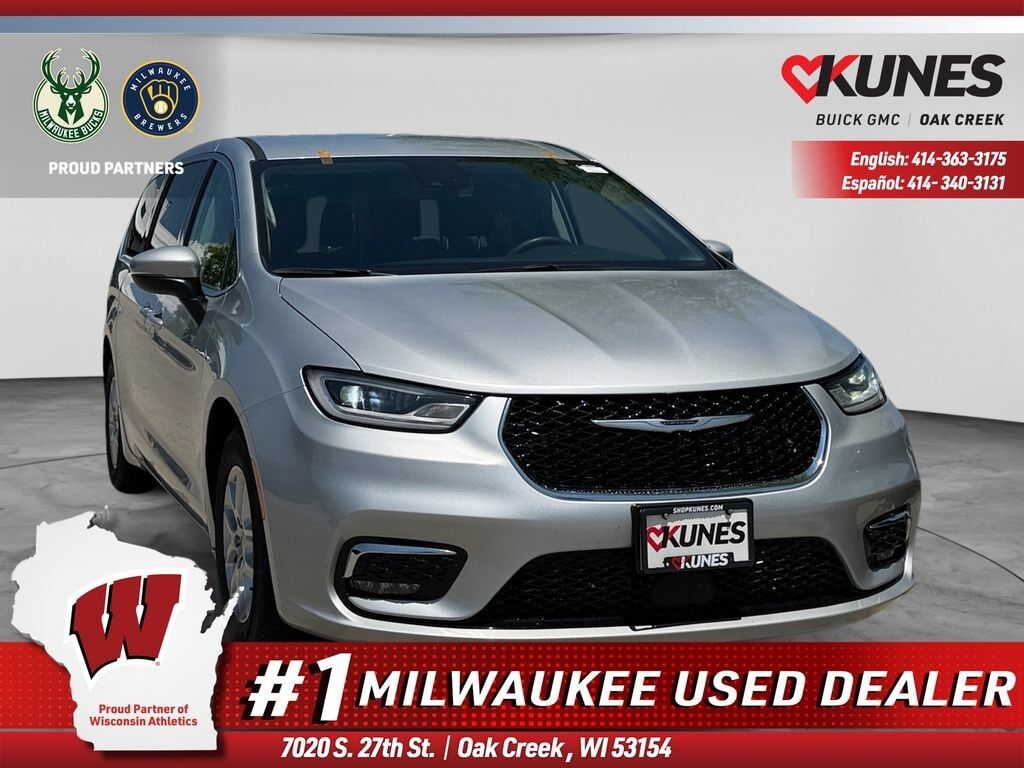 2023 CHRYSLER Pacifica