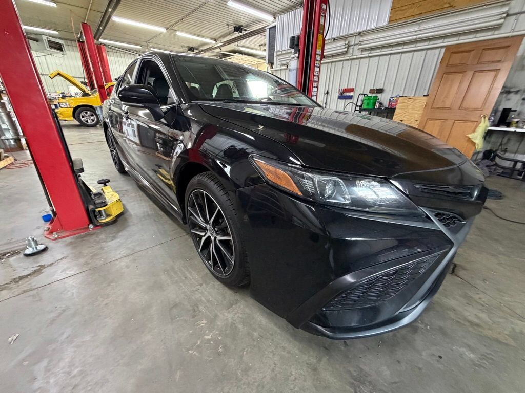 2022 TOYOTA Camry