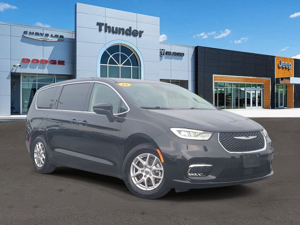2023 CHRYSLER Pacifica