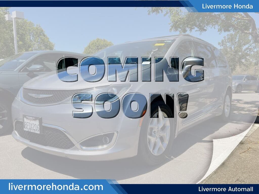 2017 CHRYSLER Pacifica