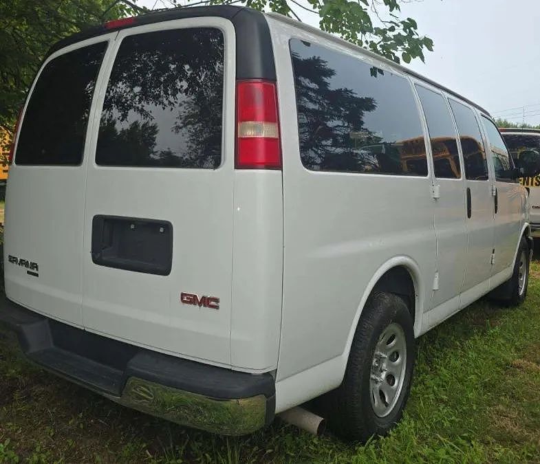 2014 GMC Savana