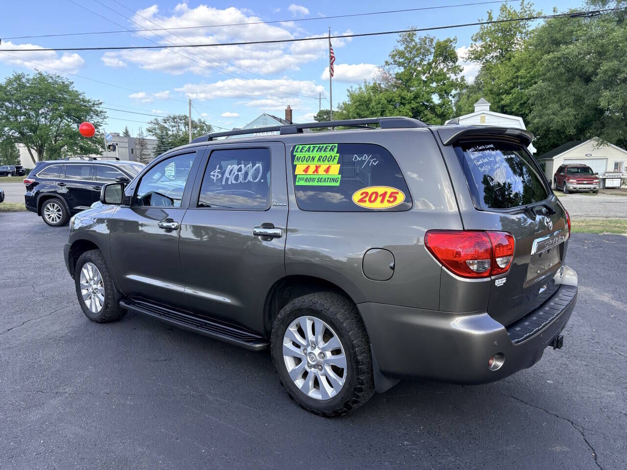 2015 TOYOTA Sequoia