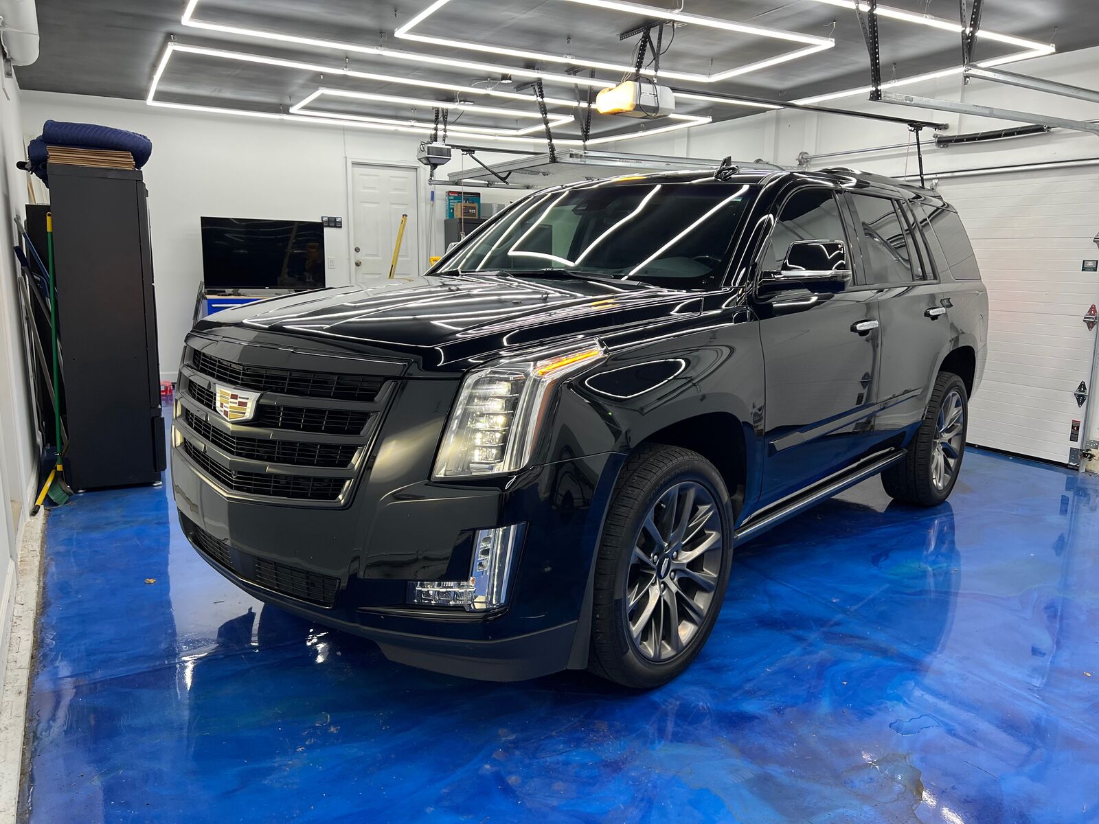 2019 CADILLAC Escalade
