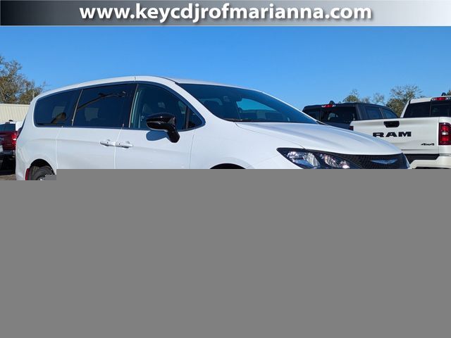 2026 CHRYSLER Voyager