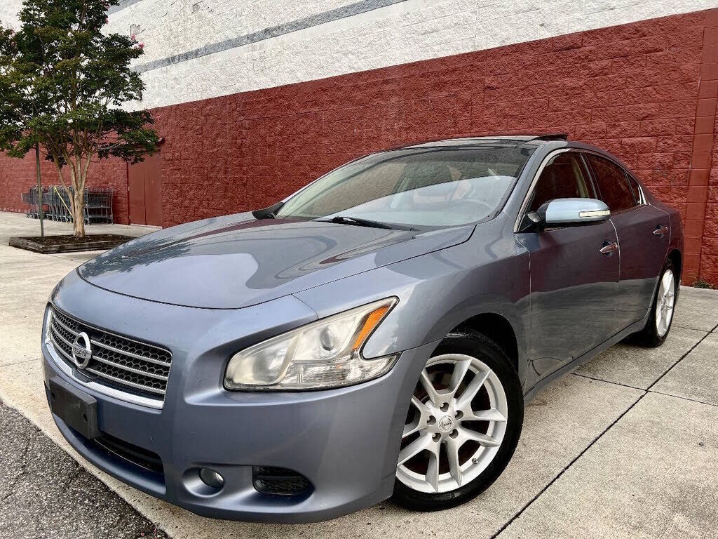 2010 NISSAN Maxima
