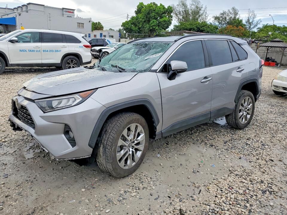 2020 TOYOTA RAV4