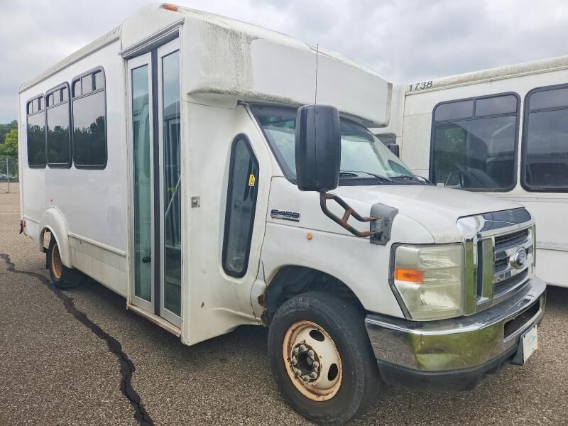 2016 FORD E-350