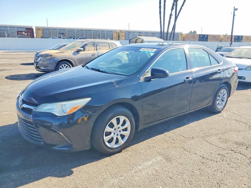 2016 TOYOTA Camry