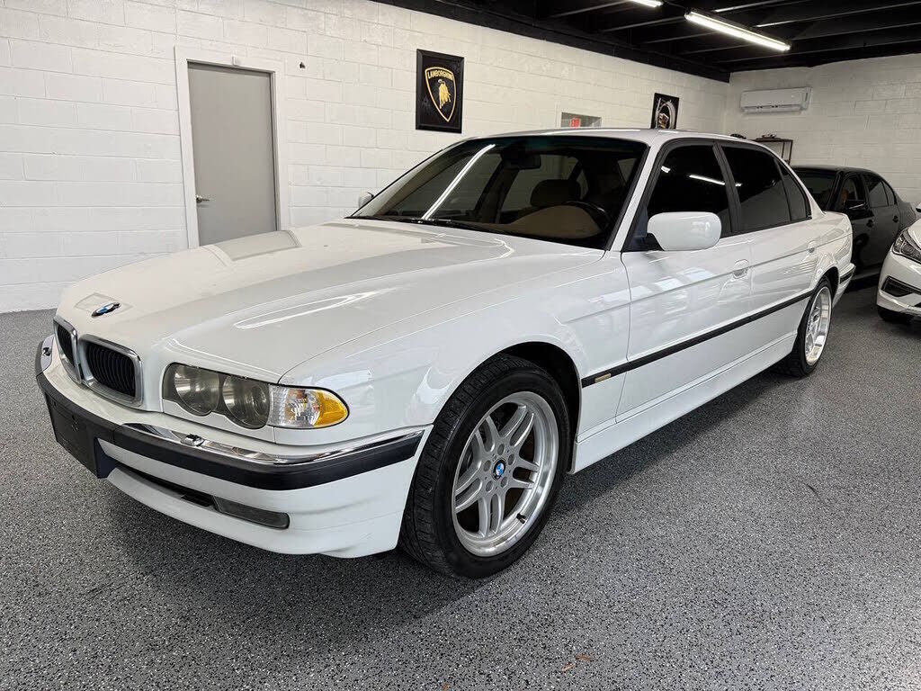 2001 BMW 7 Series