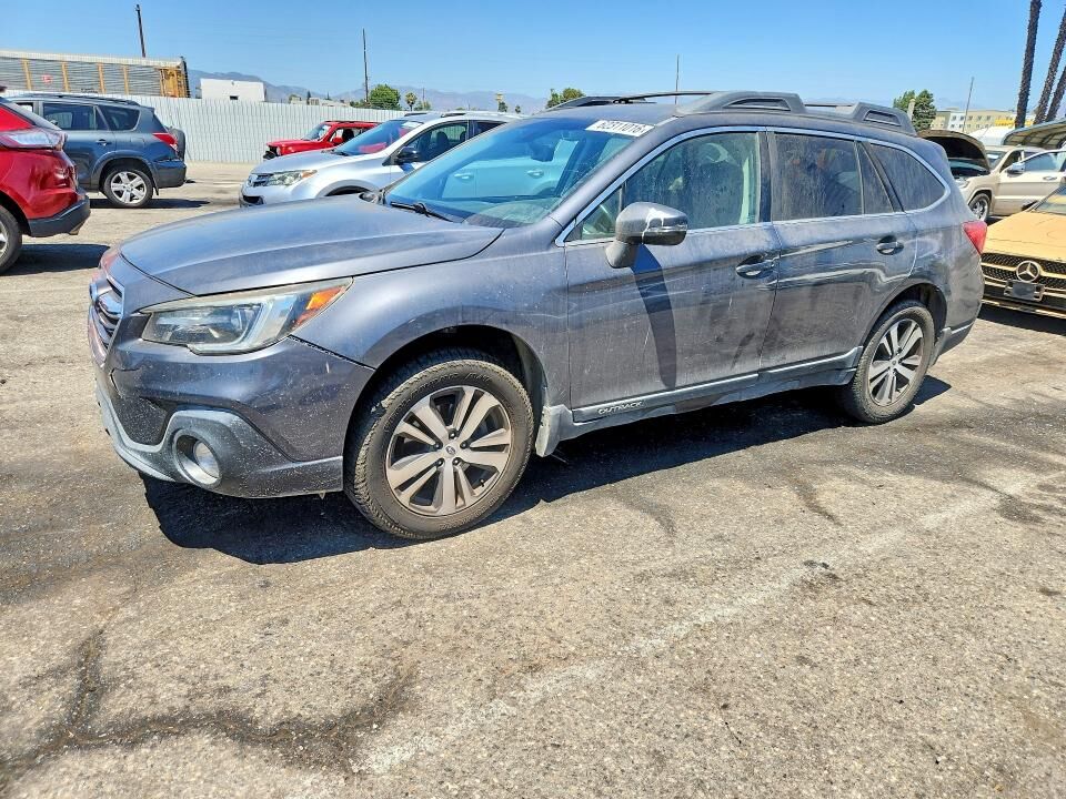 2018 SUBARU Outback