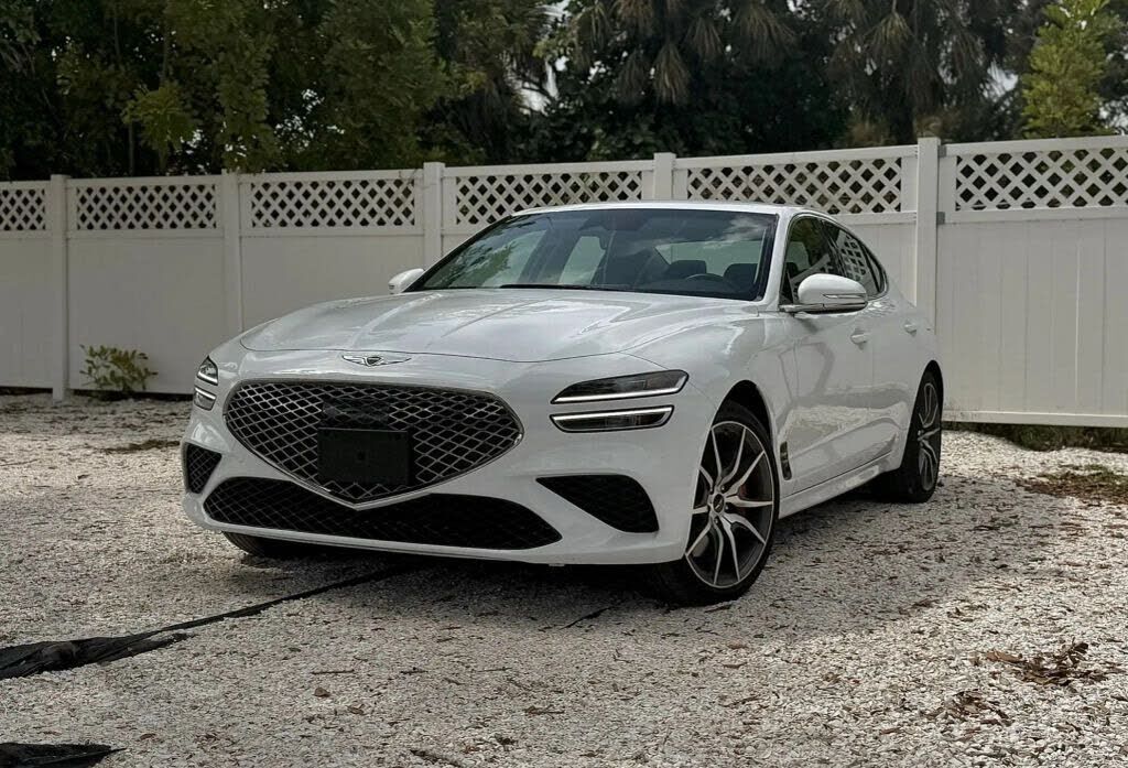 2025 GENESIS G70