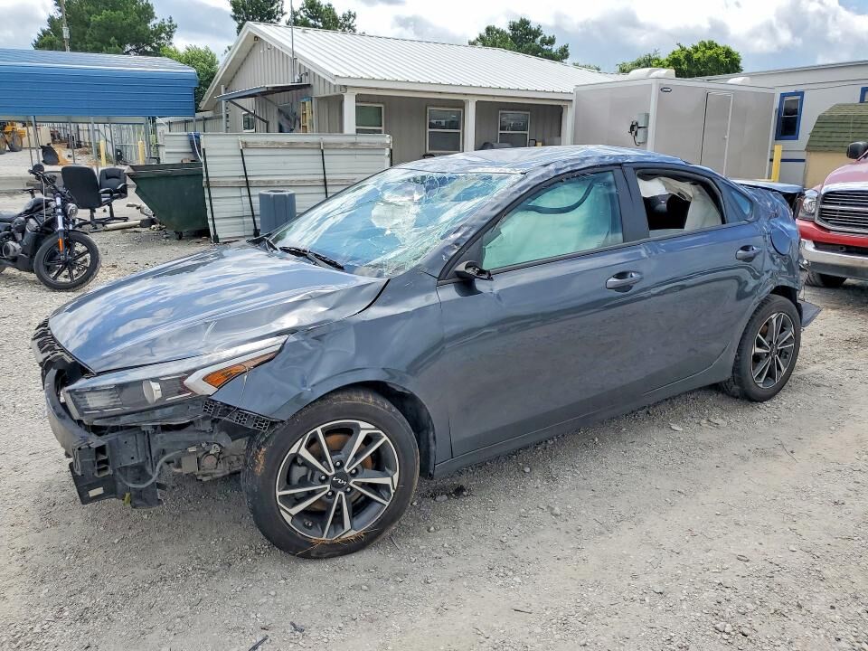 2023 KIA Forte