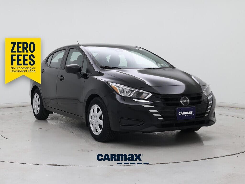 2023 NISSAN Versa