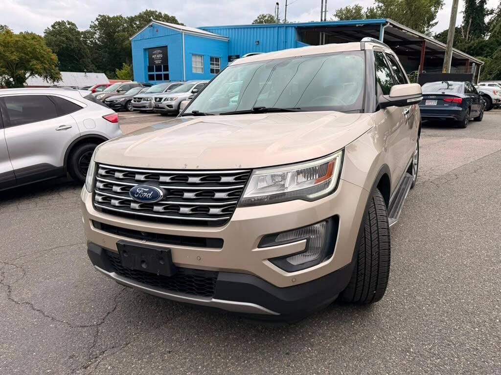2017 FORD Explorer