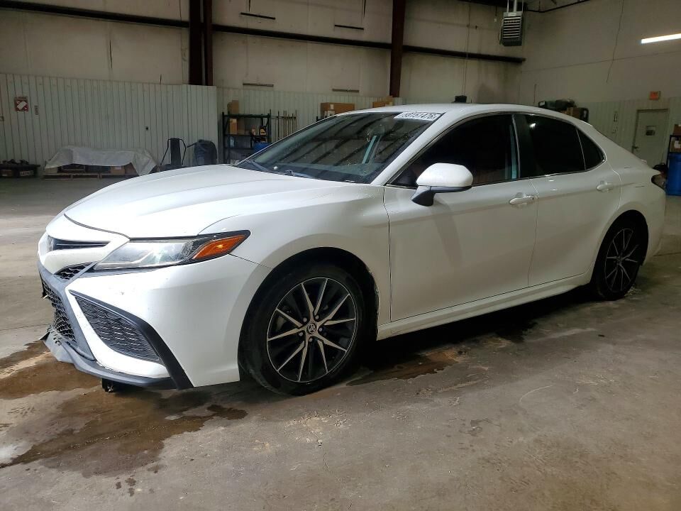 2021 TOYOTA Camry