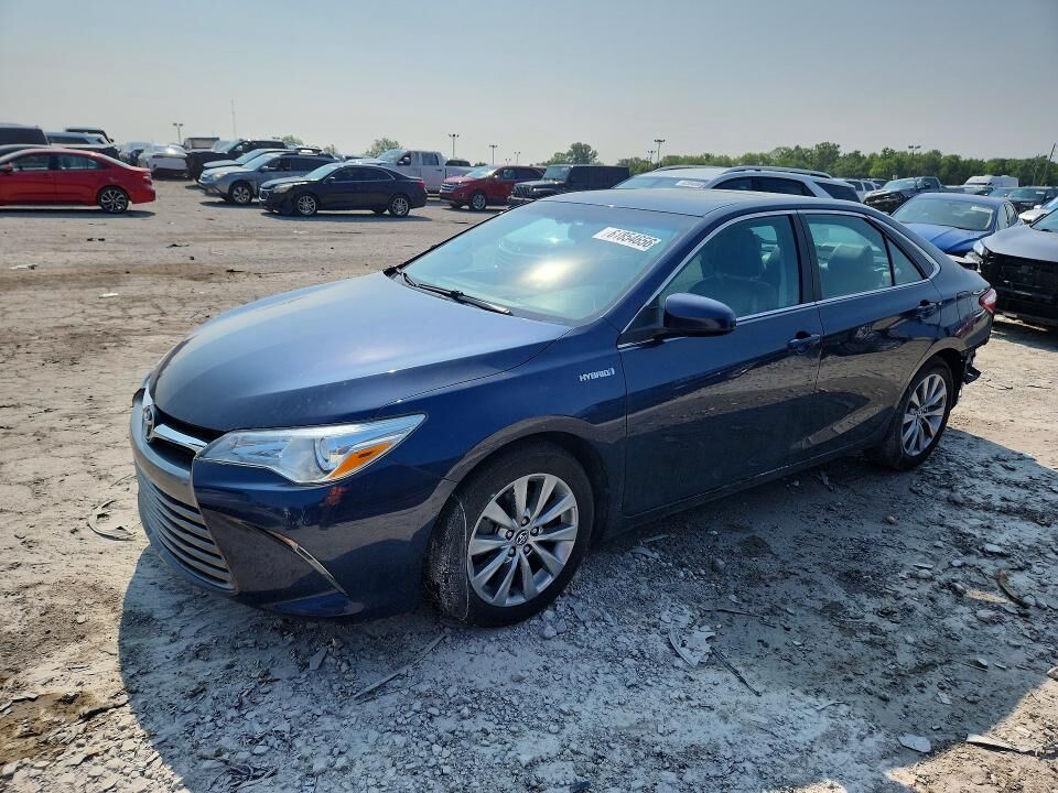 2017 TOYOTA Camry