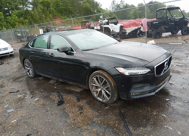 2018 VOLVO S90
