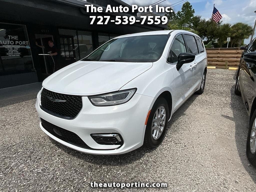2024 CHRYSLER Pacifica