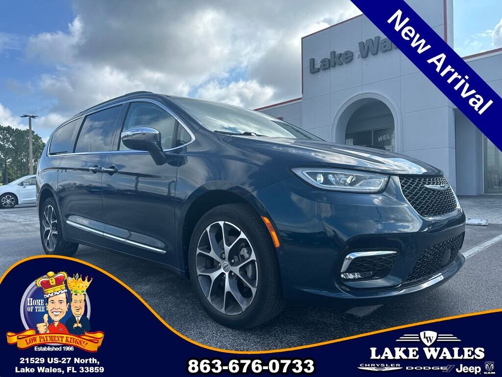 2022 CHRYSLER Pacifica