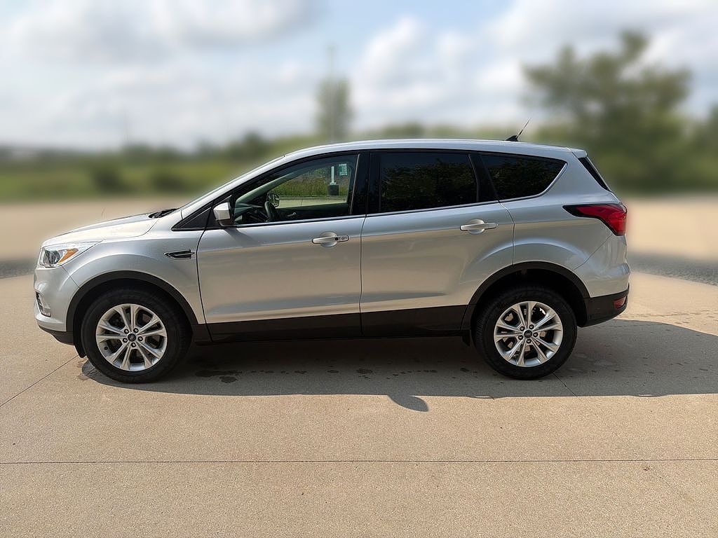 2019 FORD Escape