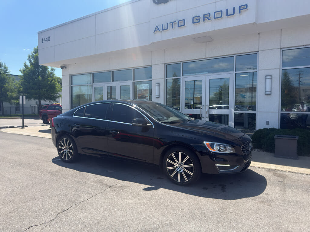 2016 VOLVO S60