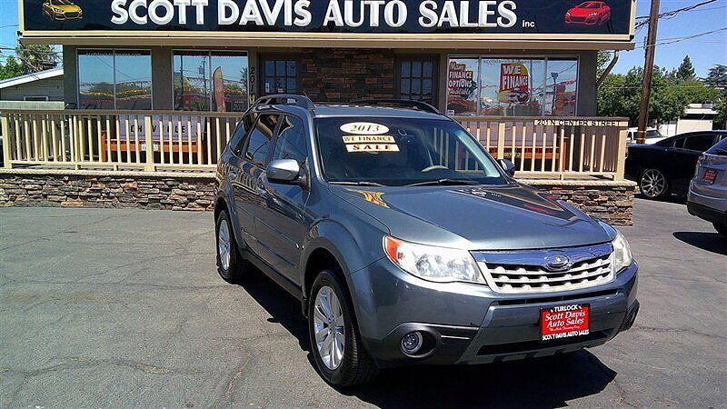 2013 SUBARU Forester