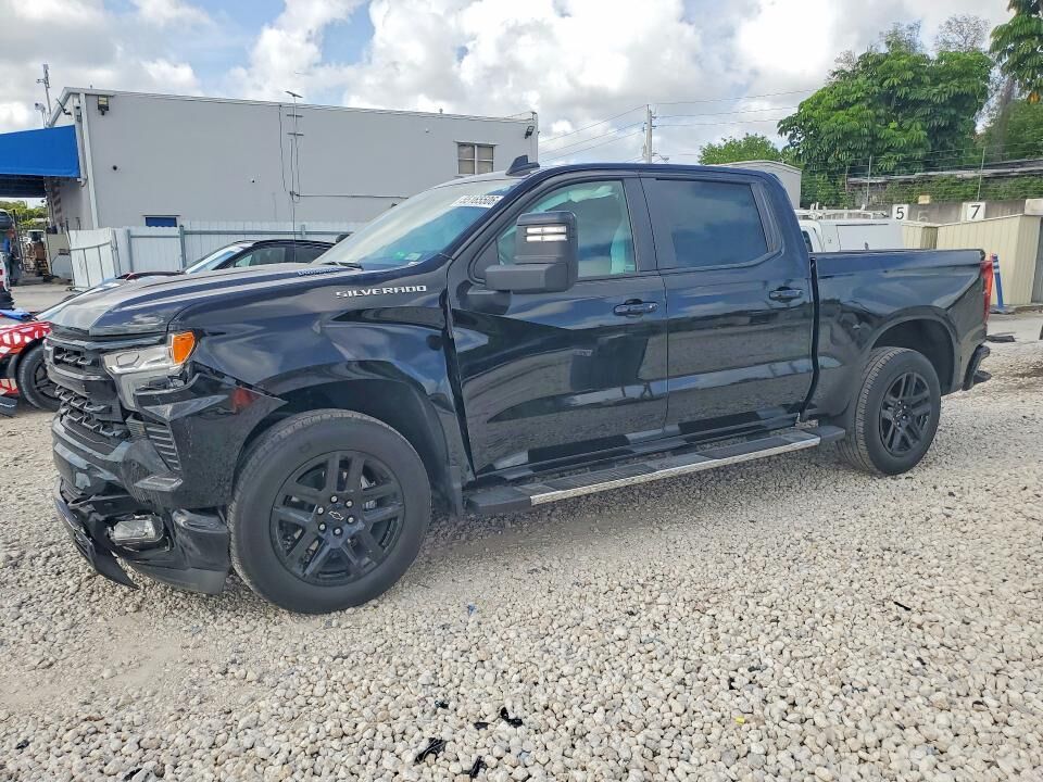 2024 CHEVROLET Silverado