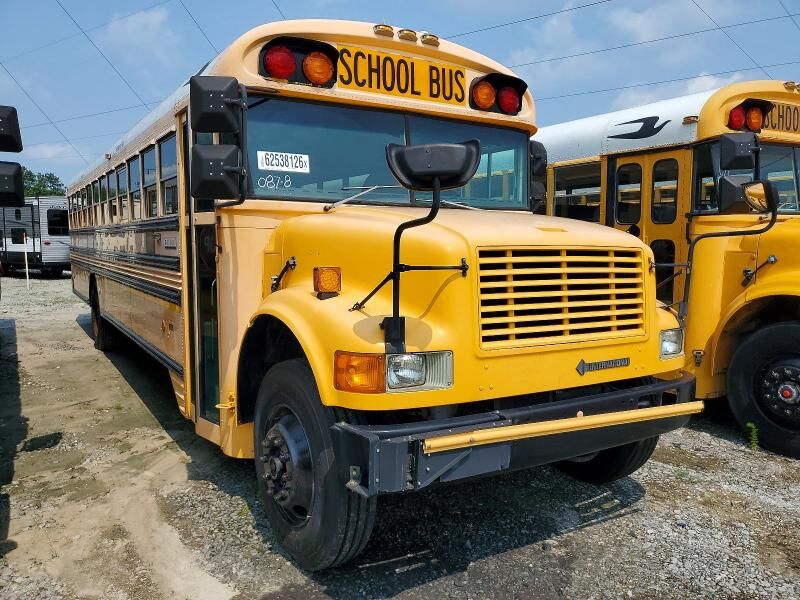 1997 INTERNATIONAL 3800
