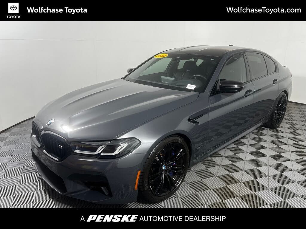 2022 BMW M5