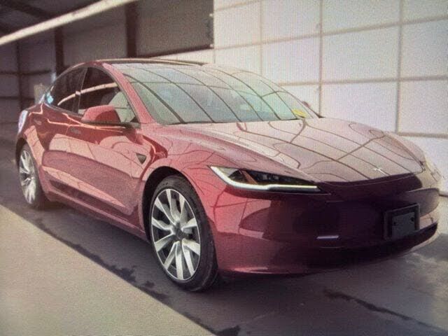 2025 TESLA Model 3